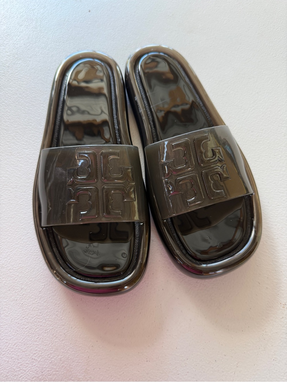 Tory Burch Women's Bubble Jelly Slide Sandals size 9B Black.